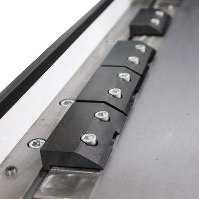 Hydraulischer Bock V, der den Maschinen-doppelten Antrieb V fugt Maschine 1240 fugt